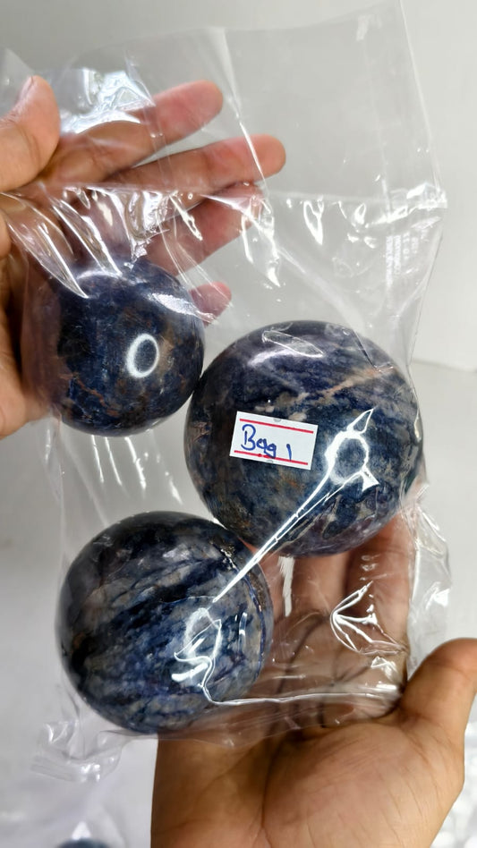 SODALITE SPHERE BAG 1 - 1 KG, 3 PCS