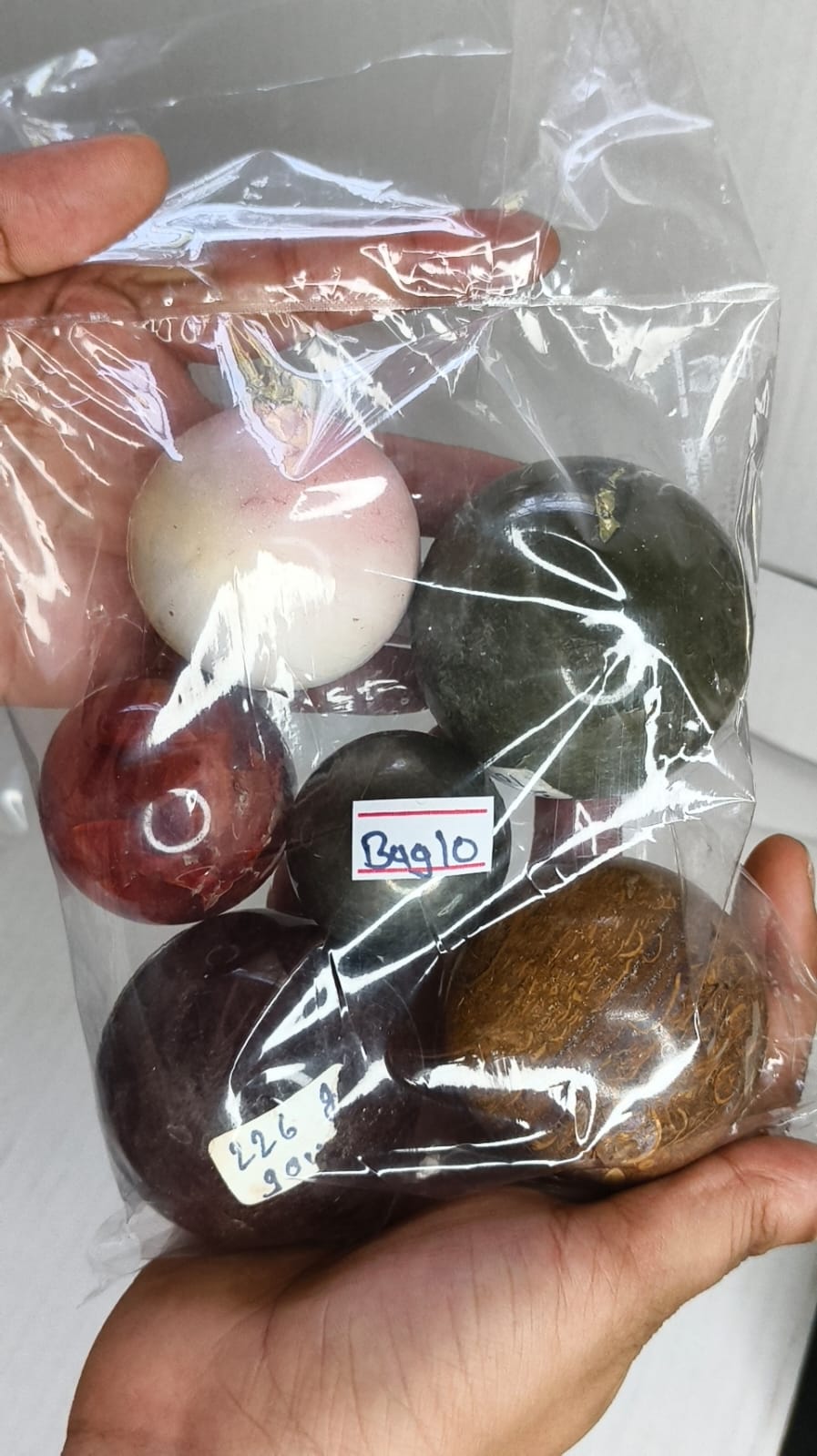 MIX STONE SPHERE BAG 10 - 1 KG, 6 PCS