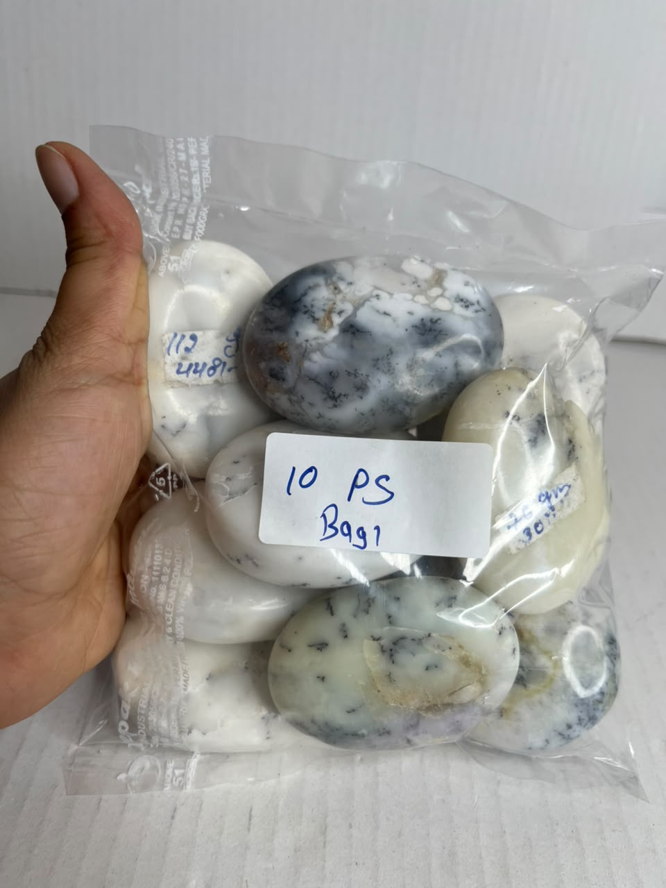 DENDRITIC AGATE PALMSTONES BAG 1 - 1 KG, 10 PCS - AEORA ROCKS INDIA -Healing Crystals superstore
