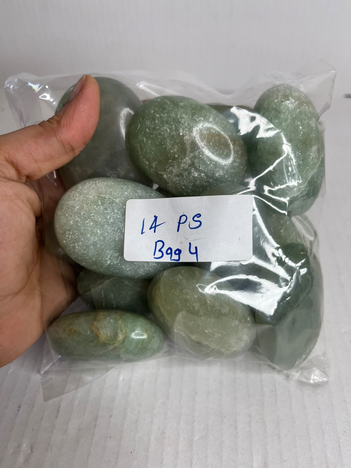 GREEN AVENTURINE PALMSTONES BAG 4 - 1 KG, 14 PCS