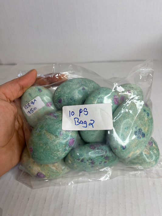 RUBY FUCHSITE PALMSTONES BAG 2 - 1 KG, 10 PCS