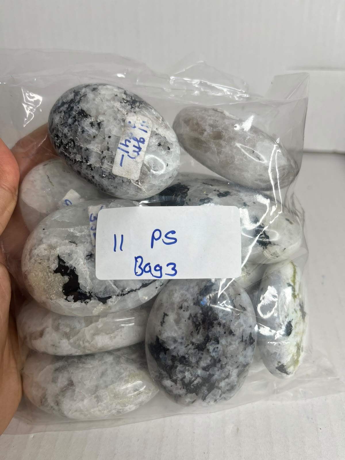 RAINBOW MOONSTONE PALM STONE BAG 3 - 1 KG, 11 PCS - AEORA ROCKS INDIA -Healing Crystals superstore