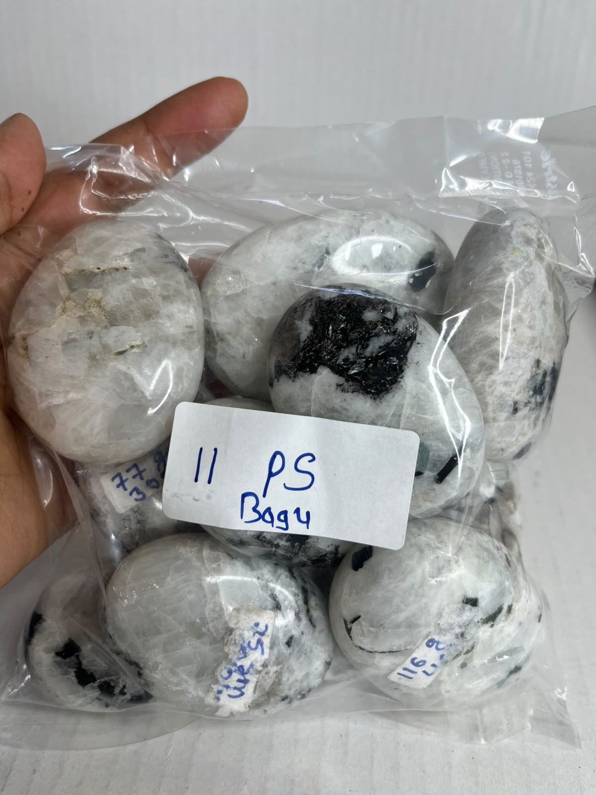 RAINBOW MOONSTONE PALM STONE BAG 4 - 1 KG, 11 PCS - AEORA ROCKS INDIA -Healing Crystals superstore