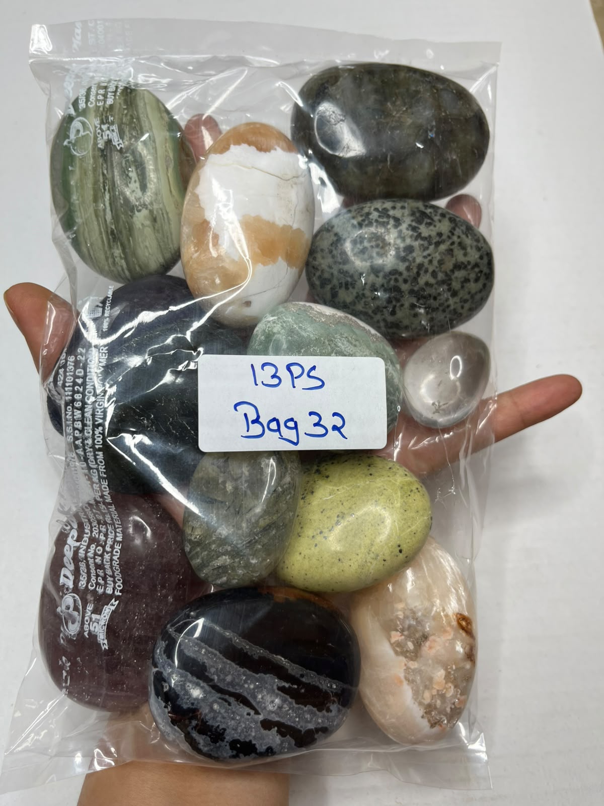 MIX STONE PALMSTONES BAG 32 - 1 KG, 13 PCS