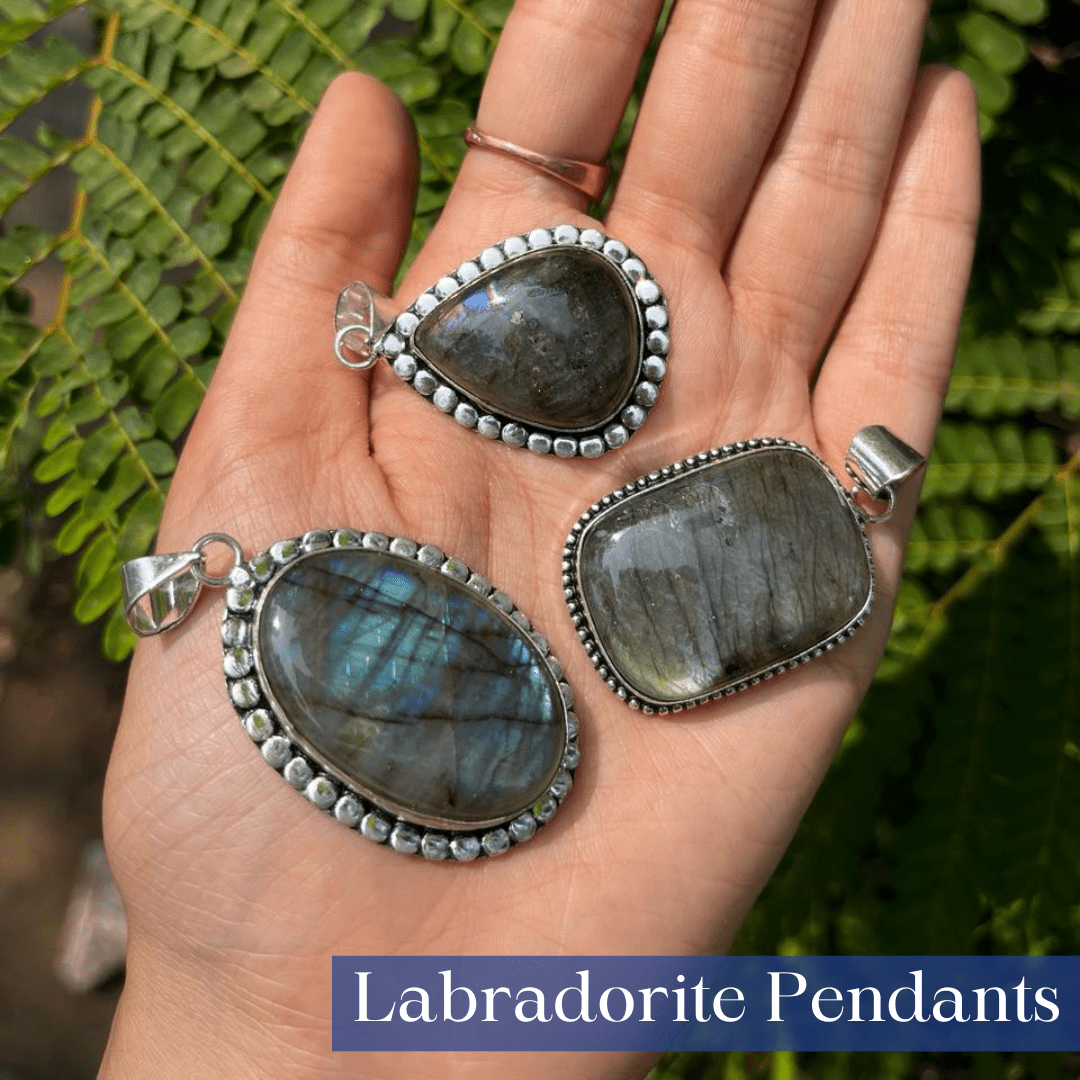 Labradorite Pendant - AEORA ROCKS INDIA - Healing Crystals superstore