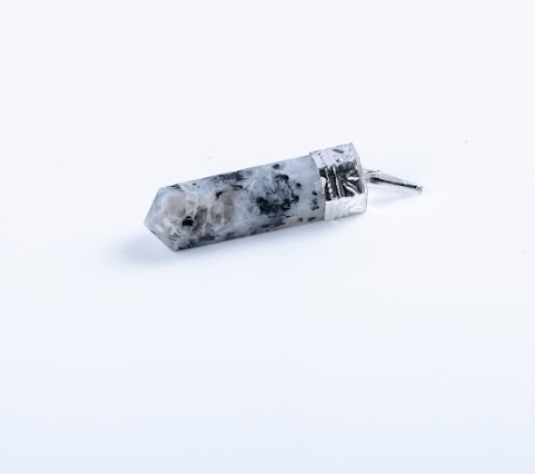 Rainbow Moonstone Single Point Pendant - AEORA ROCKS INDIA - Healing Crystals superstore